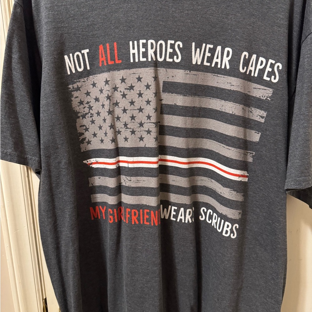 Gray Graphic T-Shirt Men’s 2XL